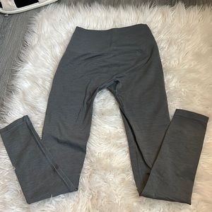 Alphalete butt scrunch leggings
